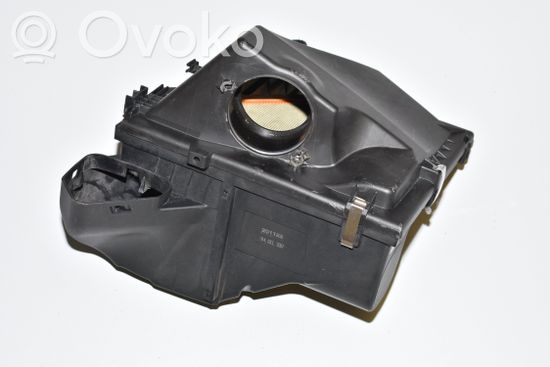 BMW 3 E90 E91 Air filter box 7797460