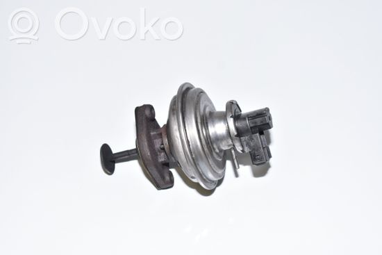 BMW 3 E90 E91 EGR valve 7801942