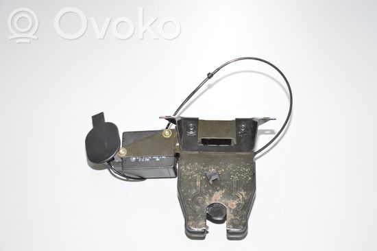 BMW 5 E39 Tailgate/trunk/boot lock/catch/latch 8168892