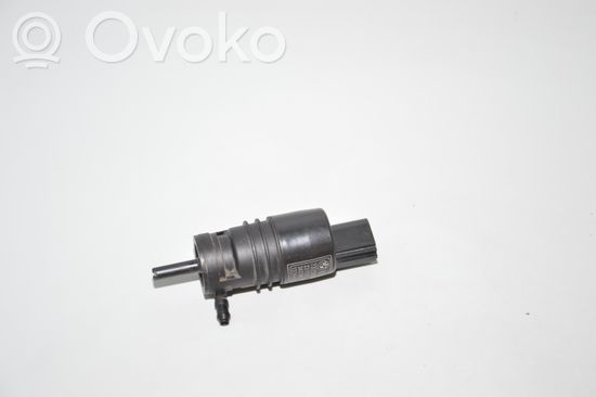 BMW 3 E90 E91 Headlight washer pump 7302589