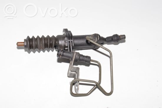 BMW 3 E90 E91 Clutch master cylinder 6785964