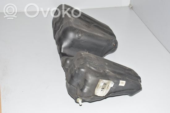 BMW M4 F82 F83 Fuel tank 2284610 1077143
