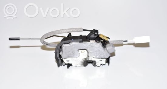 BMW X5 E53 Rear door lock 8402601