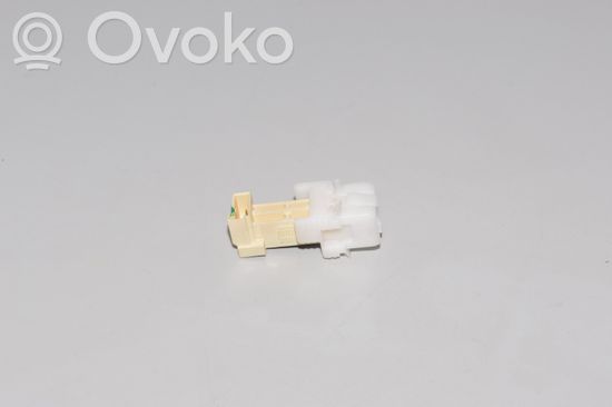 BMW i3 Brake pedal sensor switch 6876896