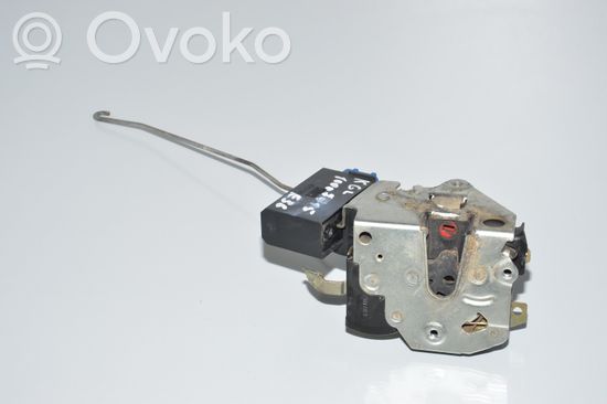 BMW 3 E36 Rear door lock 1387607 8122419