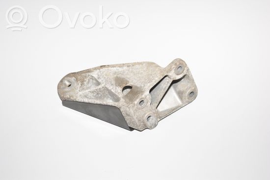 BMW X3 E83 Engine mounting bracket 3414582
