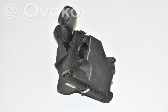 BMW 3 E90 E91 Air filter box 7797467