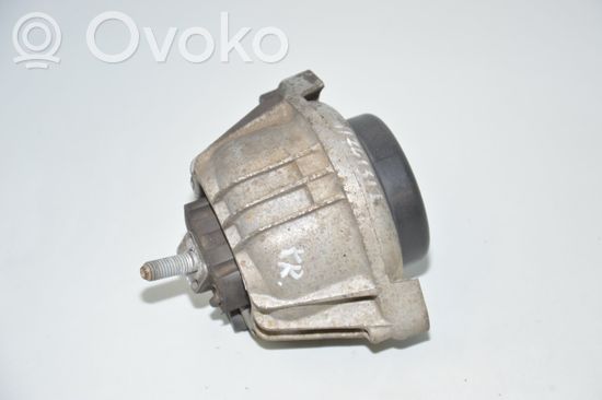 BMW 3 E90 E91 Engine mount bracket