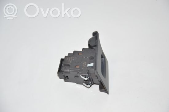 BMW 3 E90 E91 Ignition lock 6954720