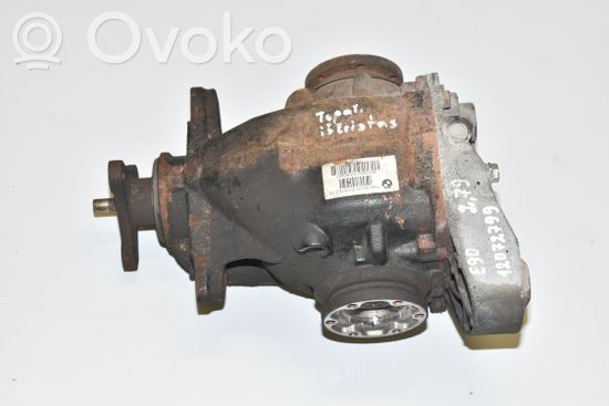 BMW 3 E90 E91 Rear differential 7592323