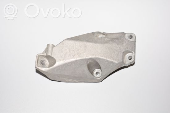 BMW 4 F36 Gran coupe Engine mounting bracket 6861401
