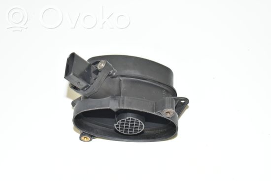 BMW 5 E39 Mass air flow meter 0928400468 7787076