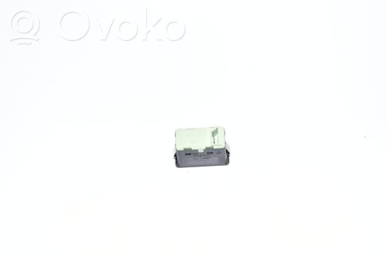 BMW X1 E84 AUX in-socket connector 6986791