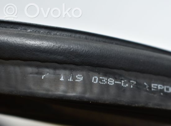BMW 3 E90 E91 Trunk rubber seal (body) 7119038
