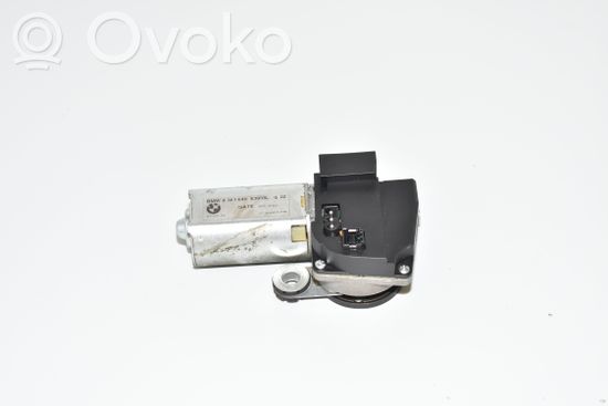 BMW 5 E39 Rear window wiper motor 8361640