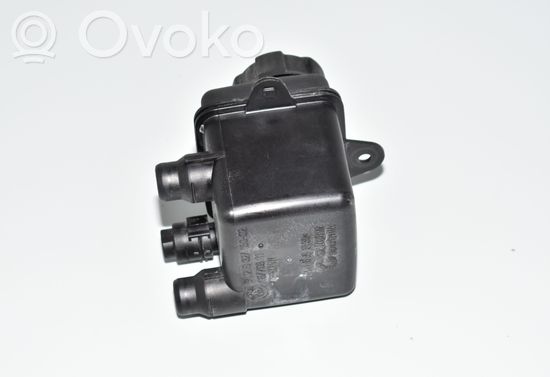 BMW i3 Coolant expansion tank/reservoir 9327150