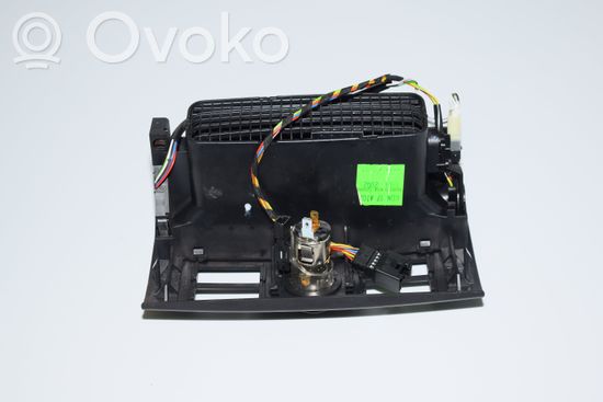 BMW X5 E53 Rear air vent grill 8409081 8370911 8370910