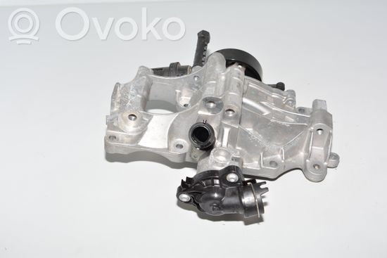 BMW 5 G30 G31 Water pump 8591718
