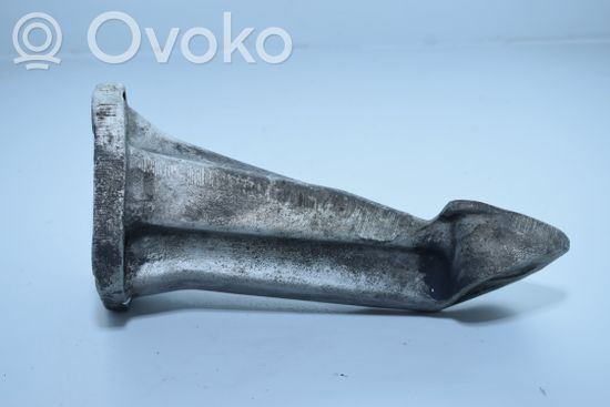 BMW X5 E53 Engine mounting bracket 1097002