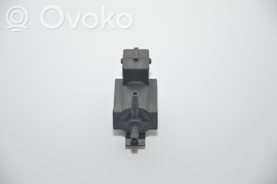 BMW 5 E39 Turbo solenoid valve 1742712