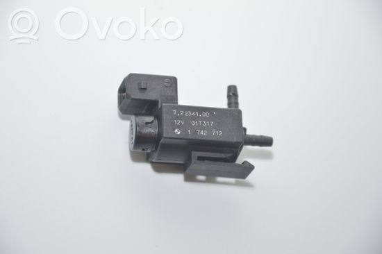 BMW 5 E39 Turbo solenoid valve 1742712
