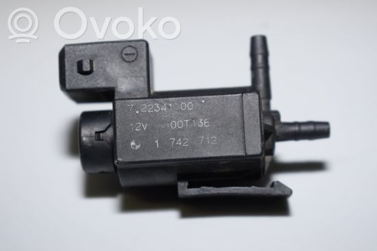 BMW 5 E39 Turbo solenoid valve 1742712
