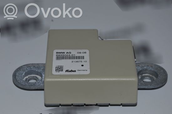 BMW 5 E60 E61 Aerial antenna amplifier 6935024
