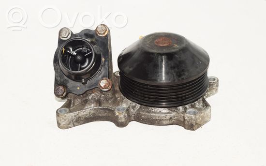 BMW 3 E90 E91 Water pump 7797640