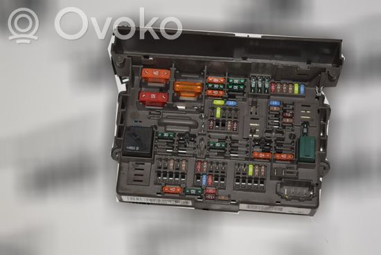 BMW 3 E90 E91 Fuse box set 9119446