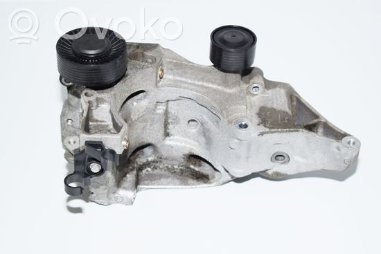 BMW 3 E90 E91 Generator/alternator bracket 7802639