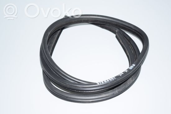BMW 3 E90 E91 Rear door rubber seal (on body) 7060288