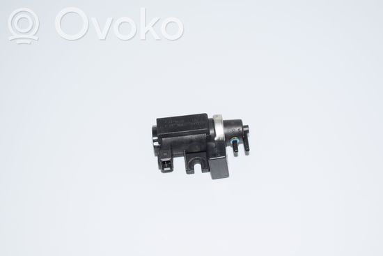 BMW X5 E53 Turbo solenoid valve 2247906