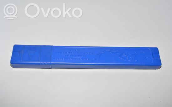 BMW 3 E92 E93 Emergency warning sign 1095457