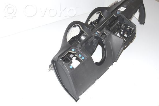 BMW 3 E90 E91 Dashboard 7077817 9120325 7156792