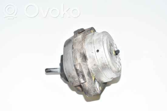 BMW X5 E53 Engine mount bracket 6758444
