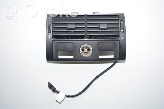 BMW X5 E53 Rear air vent grill 8370910