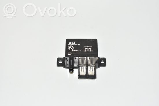 BMW M6 Ignition relay 9198302 61368794011 61366836504