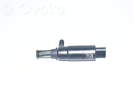 BMW 3 E92 E93 Headlight washer pump 8377430