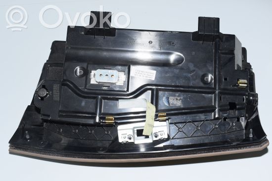 BMW 5 E60 E61 Glove box 7034080