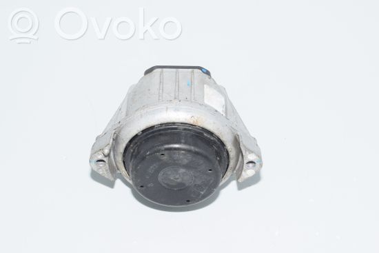 BMW 3 E90 E91 Engine mount bracket 13981112