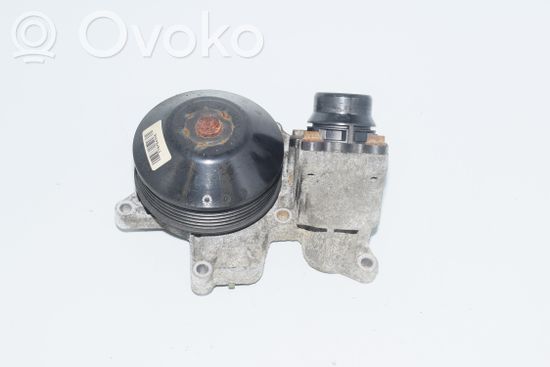 BMW 3 E90 E91 Water pump 7797640