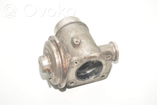 BMW X5 E53 EGR valve 7789999