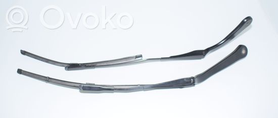 BMW 3 E90 E91 Windshield/front glass wiper blade 7253398 7253399