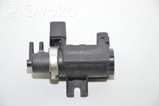 BMW X5 E53 Turbo solenoid valve 2247906