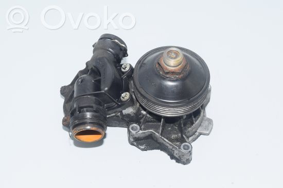 BMW 5 E39 Water pump 2354055