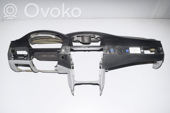 BMW 5 E60 E61 Dashboard 6976406