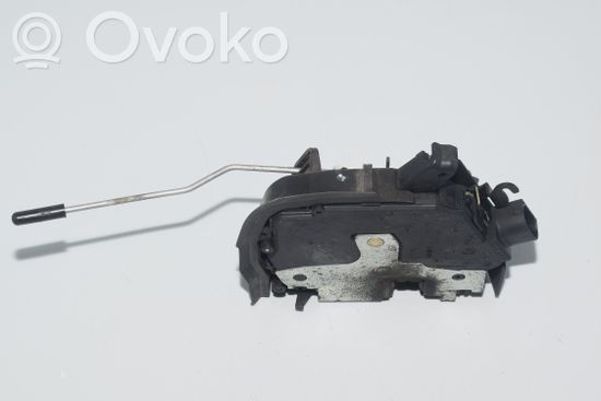 BMW X5 E53 Rear door lock 8402601