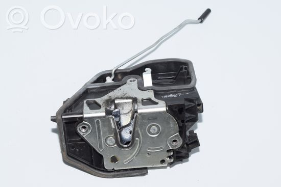 BMW 1 E81 E87 Front door lock 7154627