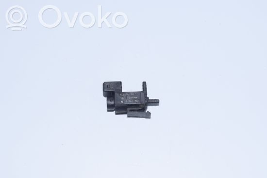 BMW 5 E39 Turbo solenoid valve 1742712