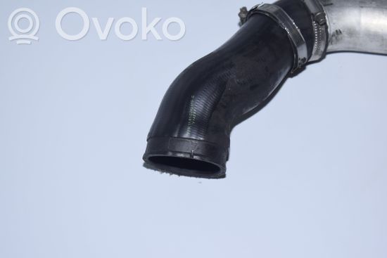 BMW 5 E39 Intercooler hose/pipe 2249669